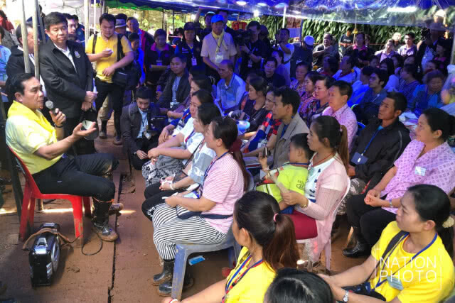 ประยุทธ์ ถึงถ้ำหลวง ตรวจเยี่ยม-ให้กำลังใจ ลั่นหากออกจากพัทยาบีชได้จะพาไปพัทยาของจริง