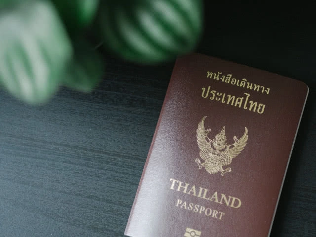 8 สิ่งที่ควรเตรียมให้พร้อม ก่อนไปต่างประเทศ