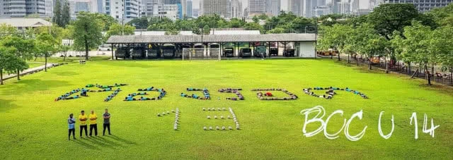 ทีมบอลกรุงเทพคริสเตียน - บัวขาว ส่งแรงใจถึง 13 ชีวิต หมูป่า