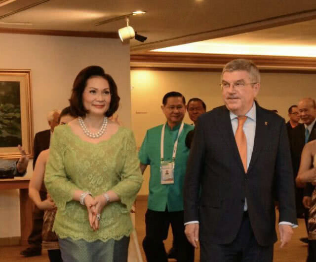 ประธานไอโอซี ส่งกำลังใจ 13 แข้งเยาวชนไทยปลอดภัย