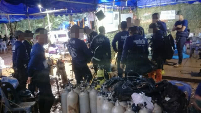 ส่งสัญญาณดี! น้ำลดเร็วขึ้น ยึดพื้นที่โถง 3 ตั้งจุดบัญชาการ