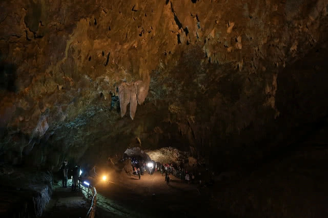 พบแล้ว!!! เด็ก 13 ชีวิตติดถ้ำหลวง