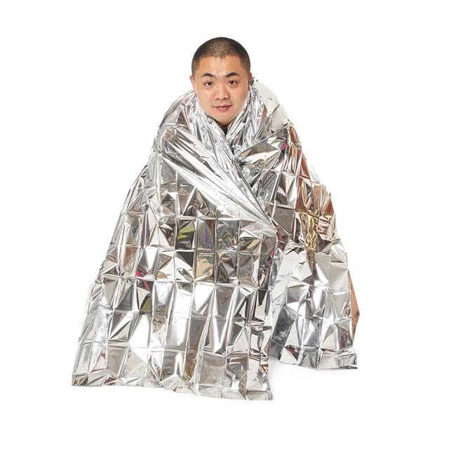 หน่วย"ซีล"ขอรับการสนับสนุนEmergency foil space blankets