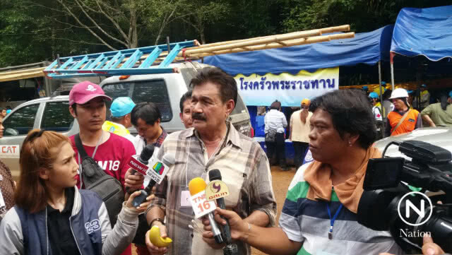 "ฤทธิ์ ลือชา" มอบกล้วยพันธุ์คาเวนดิช เสริมพลังทีมกู้ภัย