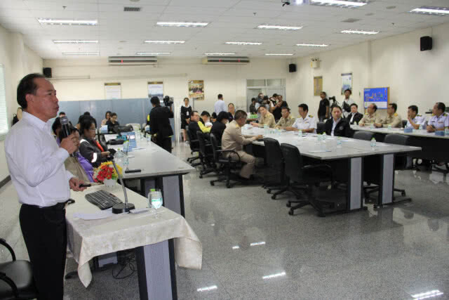 ปลัดกระทรวงอุตสาหกรรมลงพื้นที่ตรวจโรงงานคัดแยกและกำจัดขยะอันตราย