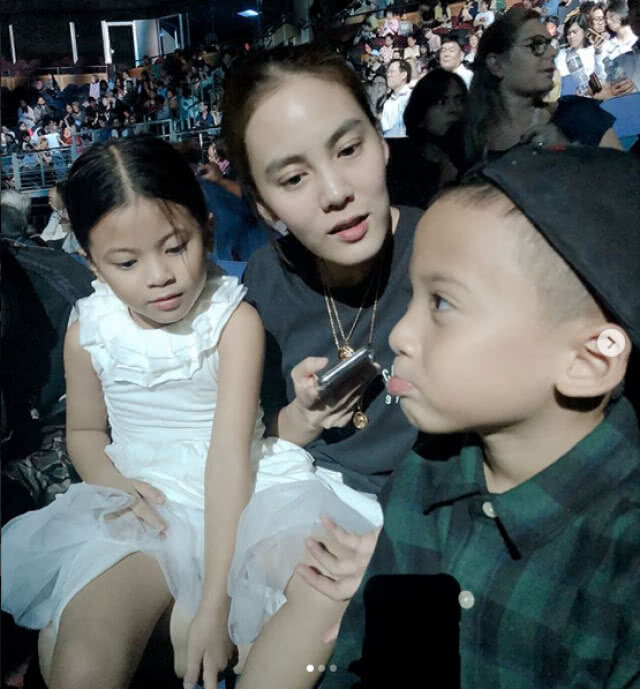 "นานา ไรบีนา" น้ำตาไหลสุดซึ้ง เพื่อนรัก "เจนี่" เตรียมสละโสด
