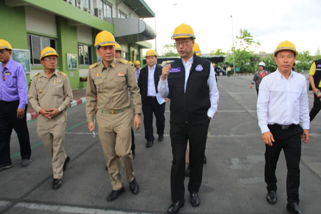 ปลัดกระทรวงอุตสาหกรรมลงพื้นที่ตรวจโรงงานคัดแยกและกำจัดขยะอันตราย