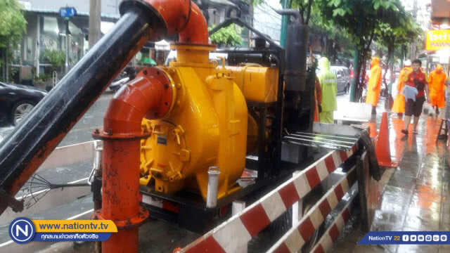 "บิ๊กแป๊ะ" ห่วงฝนถล่มกรุงฯ สั่งจราจรดูแลช่วงเร่งด่วน