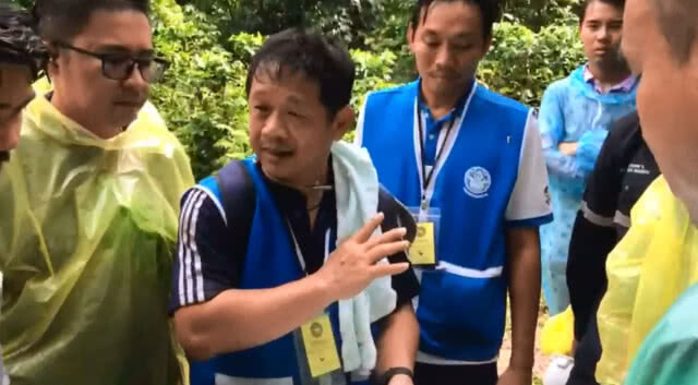 เบี่ยงน้ำบน "ดอยผาหมี" ไม่ให้เข้าถ้ำหลวง (มีคลิป)