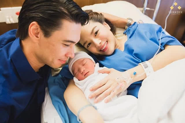 "แมทธิว-ลิเดีย" พร้อมลุยปั้มลูกคนที่สองเป็นเพื่อนน้อง "น้องดีแลน"