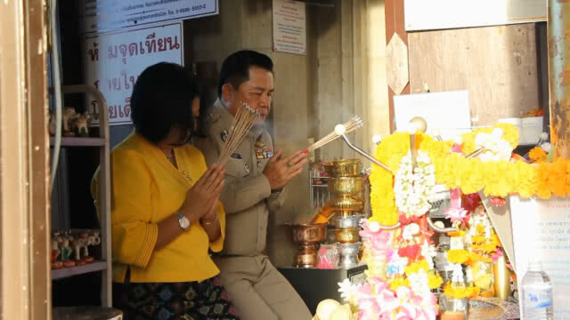 ชาวพะเยาร่วมส่งผู้ว่าฯ รับตำแหน่งที่เชียงราย