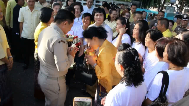 ชาวพะเยาร่วมส่งผู้ว่าฯ รับตำแหน่งที่เชียงราย