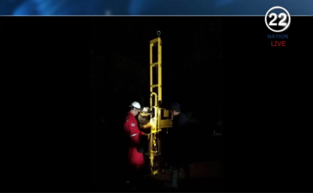 ความคืบหน้าเจาะท้าย "ถ้ำหลวง" ช่วย "หมูป่า" ล่าสุดคืบหน้ามาก ความคืบหน้าเจาะท้าย "ถ้ำหลวง" ช่วย "หมูป่า" ล่าสุดคืบหน้ามาก
