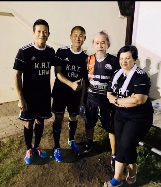 "น้าหงา" โพสต์ถึง "จ่าแซม" แซมไม่อยู่แล้ว แต่ทีมยังอยู่