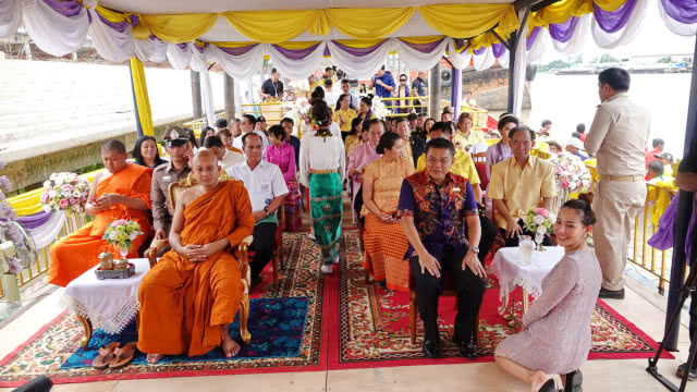 ปทุมธานี เปิดฤดูการแข่งขันเรือยาวชิงถ้วยพระราชทาน