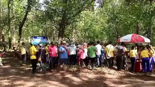 ปลูกป่าชุมชนบ้านถ้ำลอด ถวายเป็นพระราชกุศล แด่ในหลวง ร.10