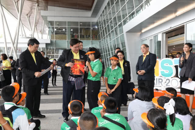 รมว.กระทรวงวิทย์ฯ บุกขอนแก่น รับบท "ลุงวิทย์" มหกรรมวิทย์ฯ ภูมิภาค แดนอีสาน สานต่อนโยบายวิทย์สร้างคน