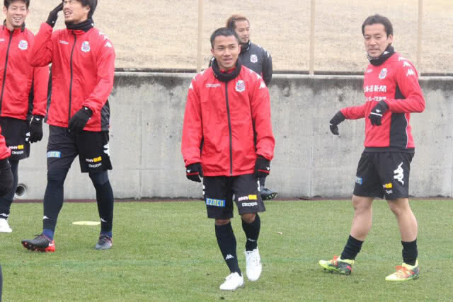 "ชนาธิป" ย้ายซบซัปโปโรถาวร