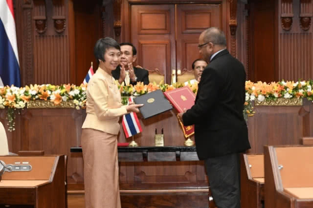 นายกฯเยือนศรีลังกา ดันเชื่อมโยงทางทะเล ระหว่างโคลัมโบกับระนอง