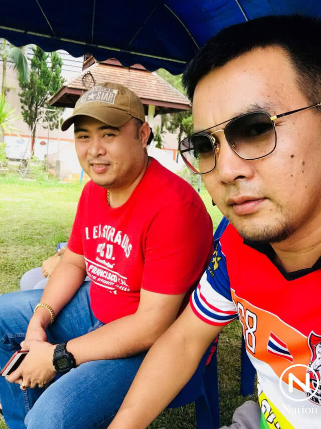 เปิดใจ "โกหลง-โกเก่ง" ผู้อยู่เบื้องหลัง "ทีมหมูป่า" รอเลี้ยงฉลองพร้อมพี่น้องนักเตะ