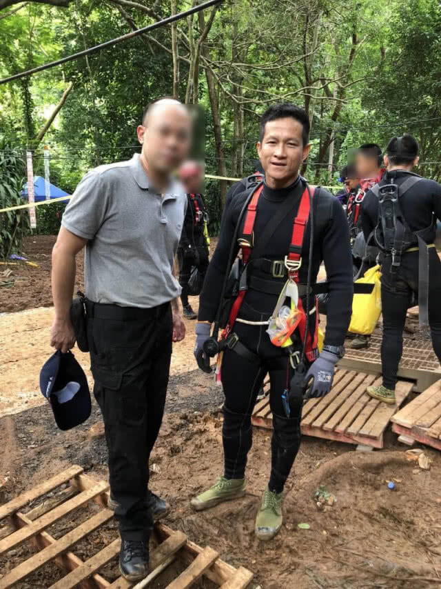 สัมภาษณ์พิเศษ จ่าเอกแสนไพศาล รุ่นพี่ที่ทำงานจ่าแซม