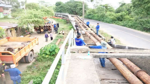 "สะพานน้ำ" กรมชลฯ พังถล่ม!!!
