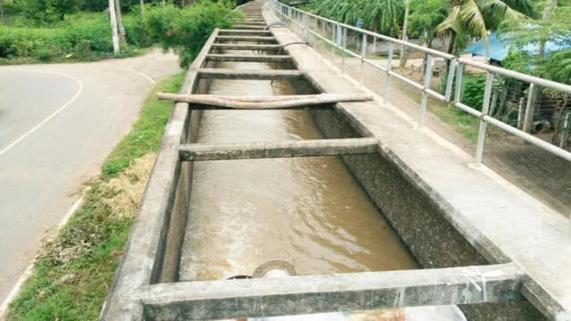"สะพานน้ำ" กรมชลฯ พังถล่ม!!!