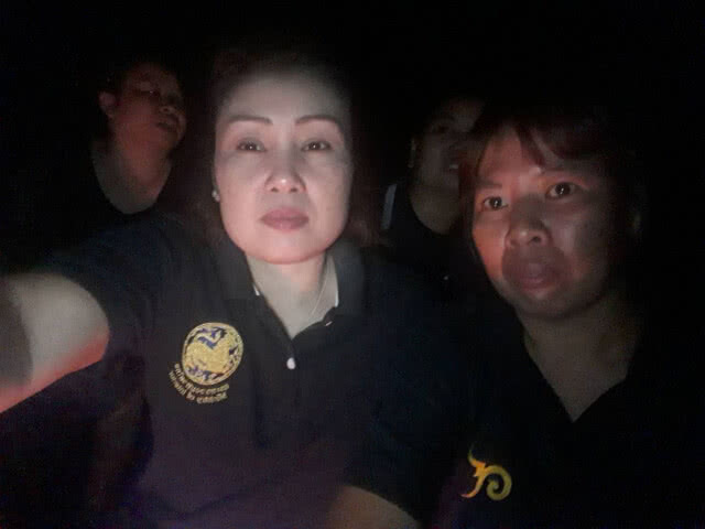 น้ำป่าทะลักปิดทางเข้า-ออก!! จนท.รุดช่วยเหลือนทท.ติดน้ำป่าเมืองปาย