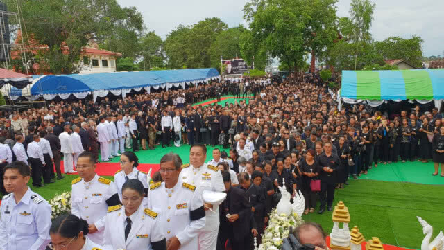 พิธีพระราชทานเพลิงศพ "นาวาตรีสมาน กุนัน"