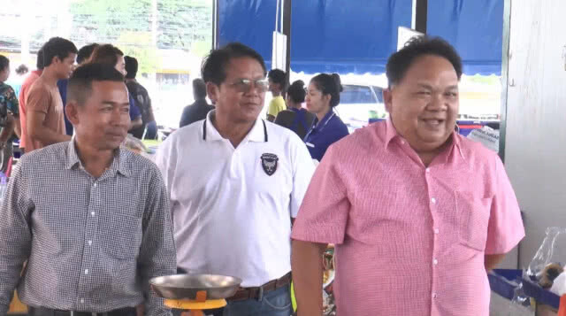 "กลุ่มสามมิตร" คิดการใหญ่ผนึก "นปช." สร้างปรองดองแห่งชาติ (ชมคลิป)