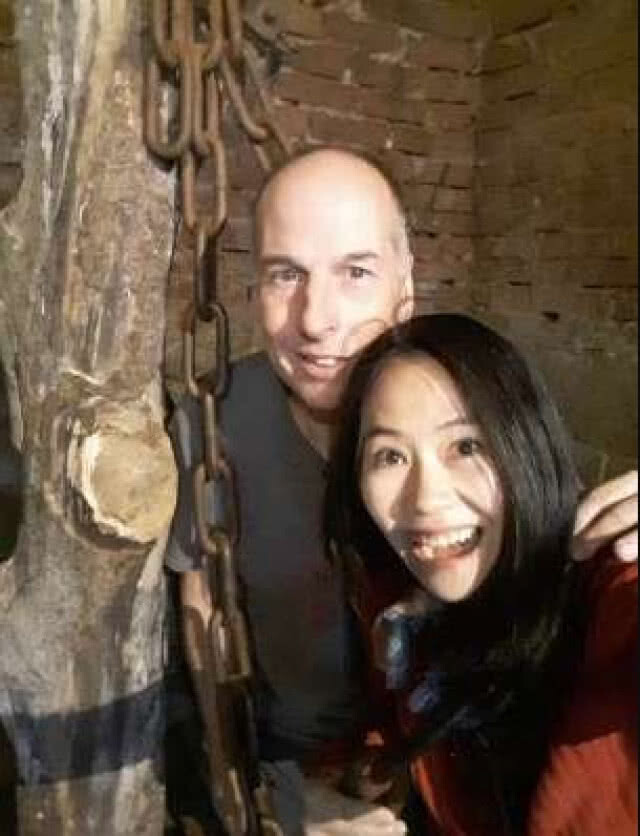 ฮีโร่ดำน้ำอังกฤษมีแฟนเป็นพยาบาลสาวไทย อายุต่างกัน 20 กว่าปี