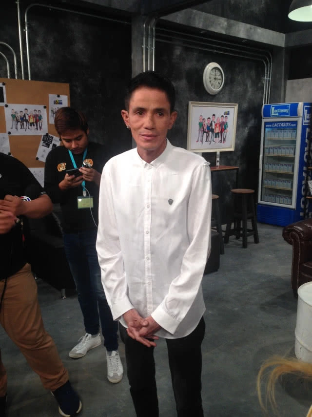 "โรเบิร์ต สายควัน" วอนหยุดแชร์ข่าวปลอม ยันเลิกยาเสพติดมา 20 ปีแล้ว!!!