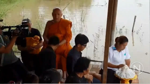 ภรรยา "น.ต.สมาน" แนะ 13 หมูป่า อย่าเสียใจ-ไม่ผิด