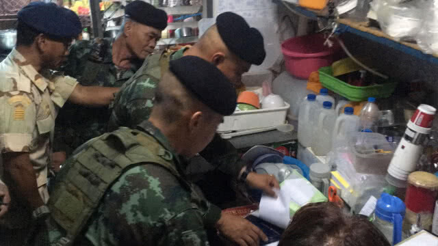 ฝ่ายปกครองร่วมทหารตำรวจ จับเจ้ามือหวยเถื่อน 2 ราย