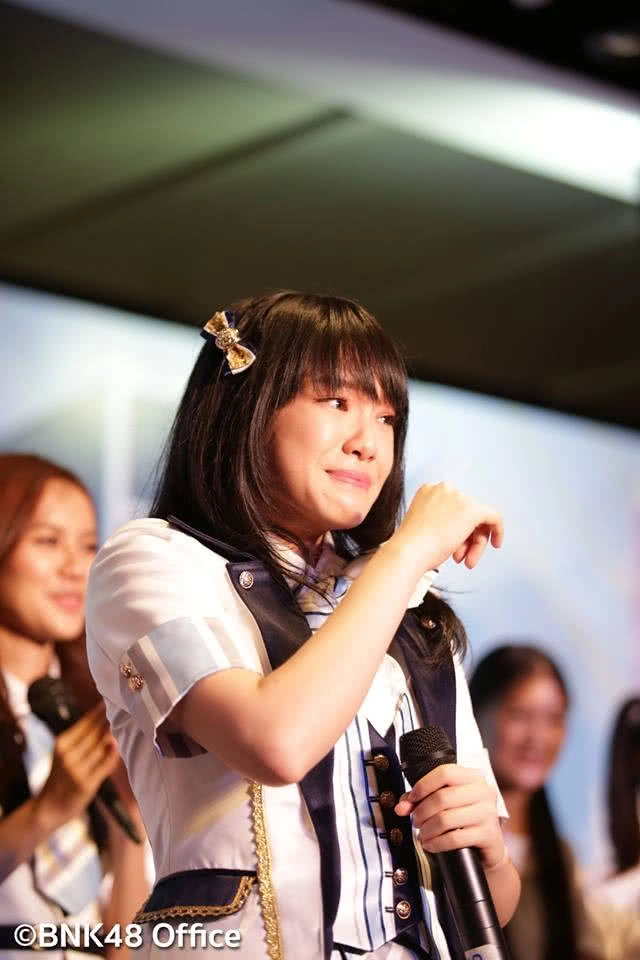 ย้อนชมบรรยากาศ วันเดบิ๊วท์ BNK 48 รุ่นแรก