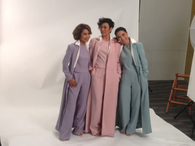 "สาว สาว สาว" ถ่ายโปสเตอร์คอนเสิร์ตแรกในรอบ 34 ปี !!!
