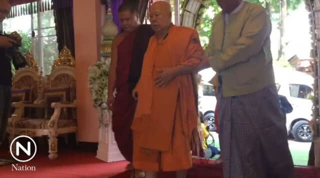 "พระครูบาแสงหล้า" สืบชะตา 13 หมูป่า