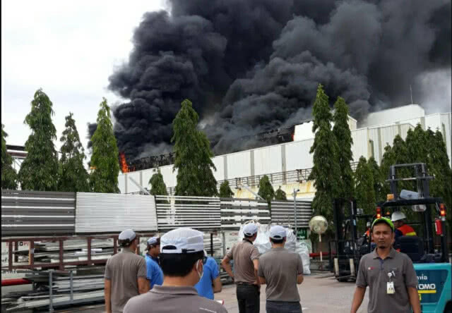 เพลิงไหม้โรงงาน นิคมอุตสาหกรรมเหมราช