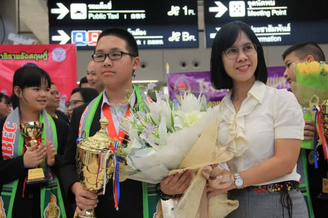 ต้อนรับนักเรียนไทยคว้า 15 รางวัลแข่งคณิตศาสตร์โลก