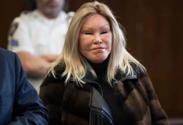 เศรษฐีนีอเมริกันล้มละลาย! จากมีเงิน 2 พันล้านดอลล์ เหลือในบัญชี 0 บาท