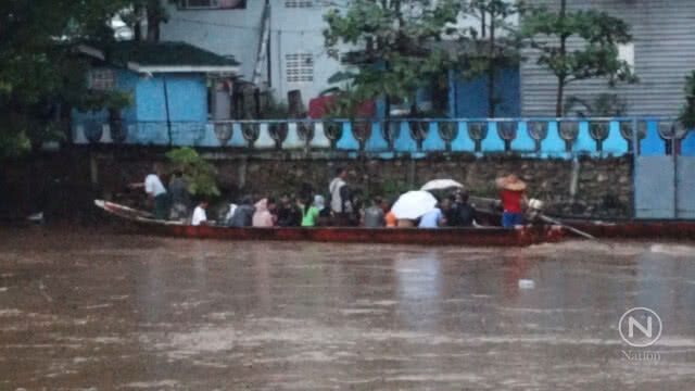 น้ำเมยใกล้วิกฤติ! ไหลเข้าท่วมบ้าน-ร้านค้าชาวเมียนมาร์