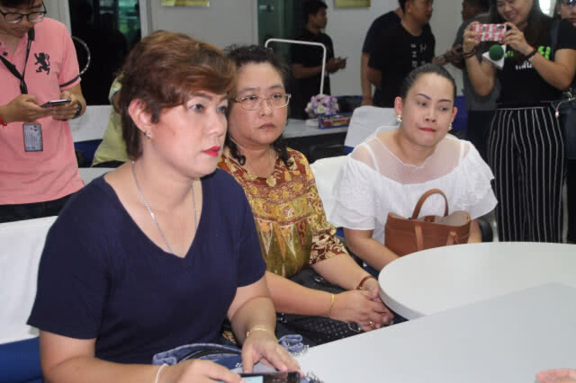 แม่เผยอาการลูกชายดีขึ้น พร้อมเอาเรื่อง 3 รุ่นพี่ถึงที่สุด