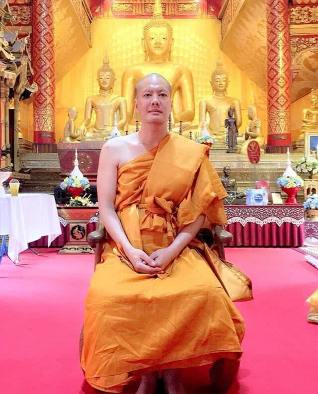 เคลลี่ ซุ่มบวชเงียบ ที่ จ.เชียงใหม่