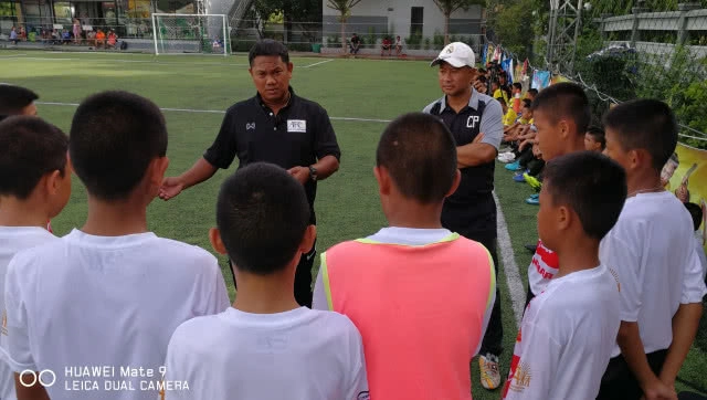 "มหาจักร  อะคาเดมี" 7ปีแห่งการสร้างนักฟุตบอล