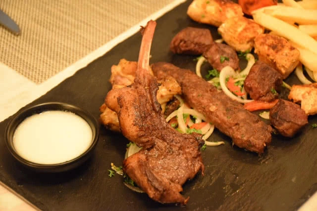 อร่อยปักหมุด : เปิดประสบการณ์ใหม่กับอาหารหลากหลายสัญชาติ ที่ห้องลีลาวดี