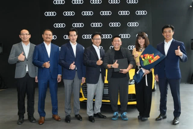 ทั้งรวยทั้งเฮง!!! "ป๋าต๊อบ" ถูกโชคสองชั้น ได้ "รถสปอร์ต" มาใช้ฟรีๆ !!!