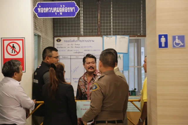 (คลิป) "วัน อยู่บำรุง" วืดประกัน นอนห้องขัง!!!