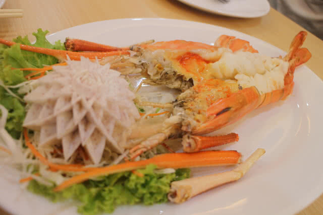 U CAN EAT MEET กับปูน : ไปชิมปู สะพานเหลืองกัน