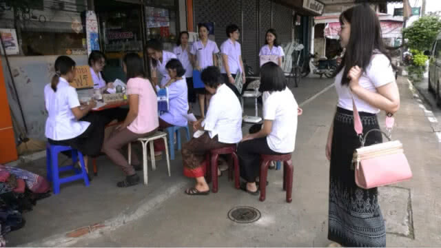 นศ.เภสัชกร ลงพื้นที่จริง ฝึกประสบการณ์ ที่ร้านขายยาเอกชน