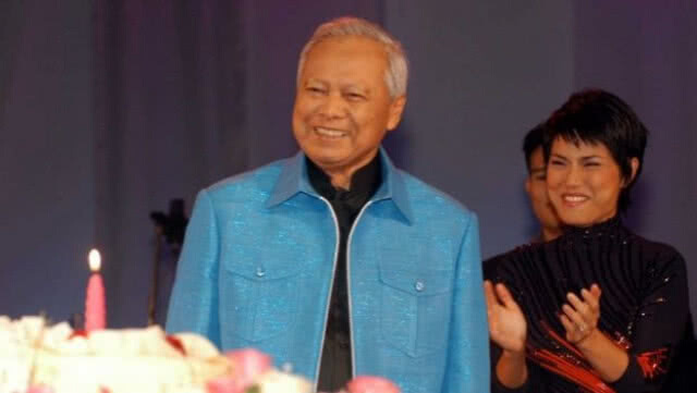 การเลือกตั้งครั้งประวัติศาสตร์  แต่..."ผมพอแล้ว!"